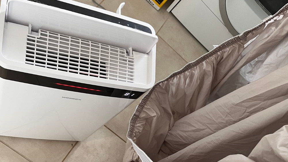 wessex dehumidifier with sheet hanging