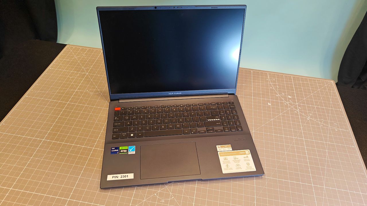 This STEM laptop can take you from the classroom to the workforce