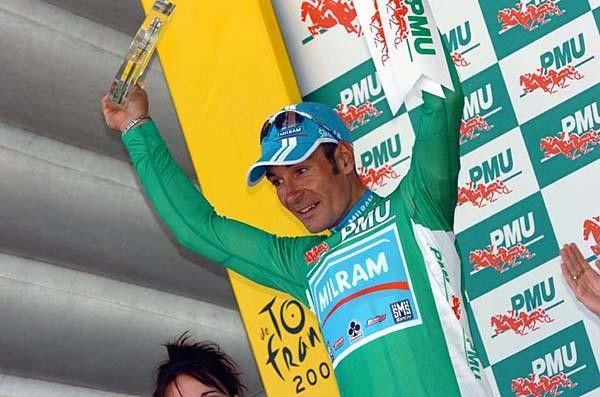 Zabel in green after taking the jersey from Tom Boonen