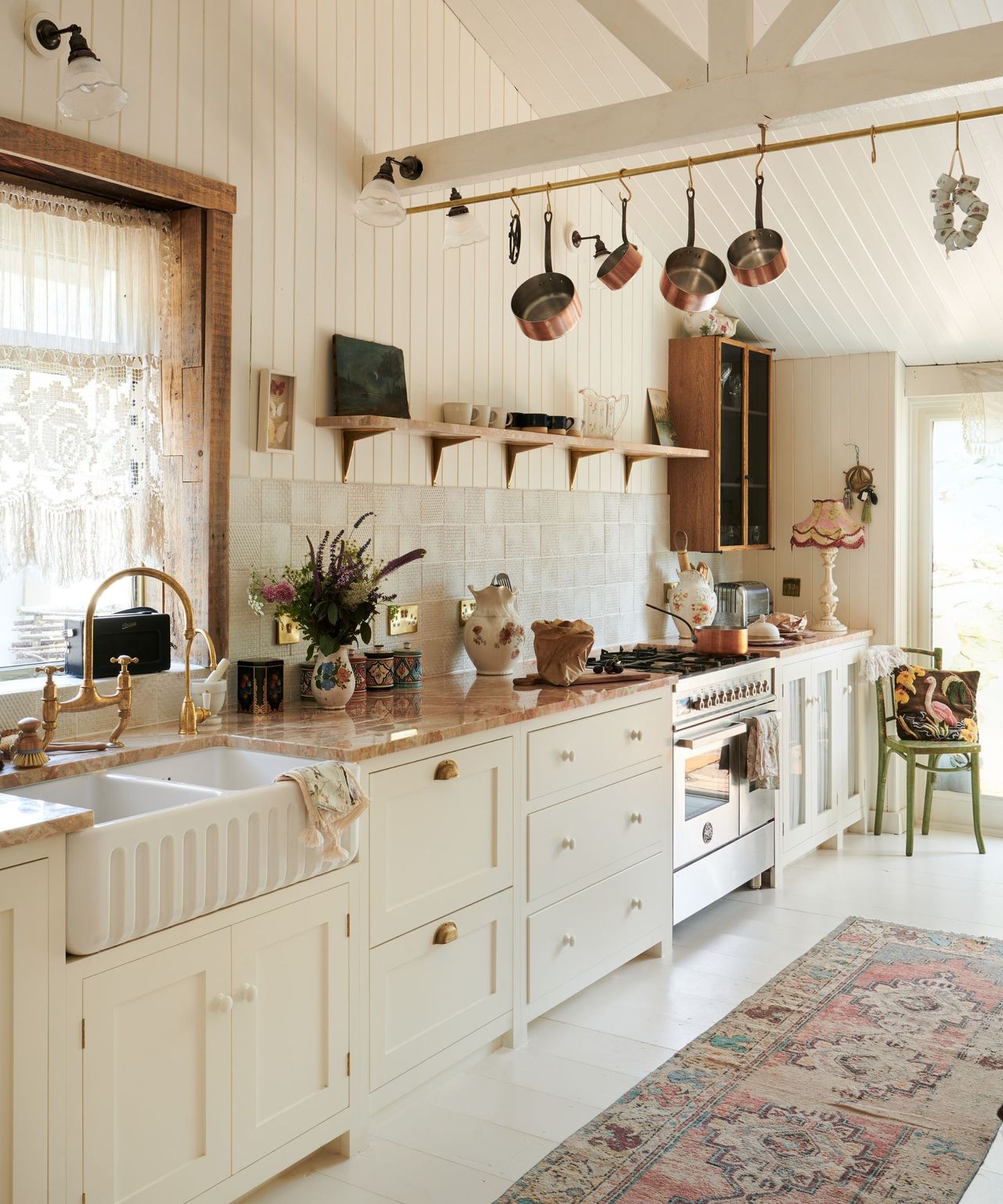 The best paint colors for north, south, east and west-facing kitchens ...
