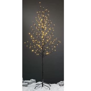 LED Lighted Trees & Branches