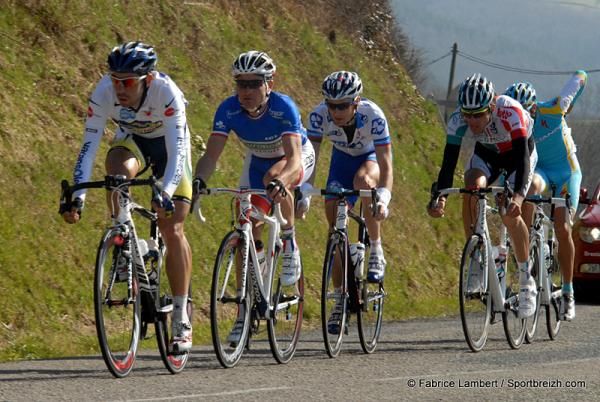 The day's break: Francis De Greef (Omega Pharma-Lotto), R&eacute;my Di Gregorio (Pro Team Astana), R&eacute;mi Pauriol (FDJ), Thomas De Gendt (Vacansoleil-DCM Pro Cycling Team) and Thomas Voeckler (Team Europcar)