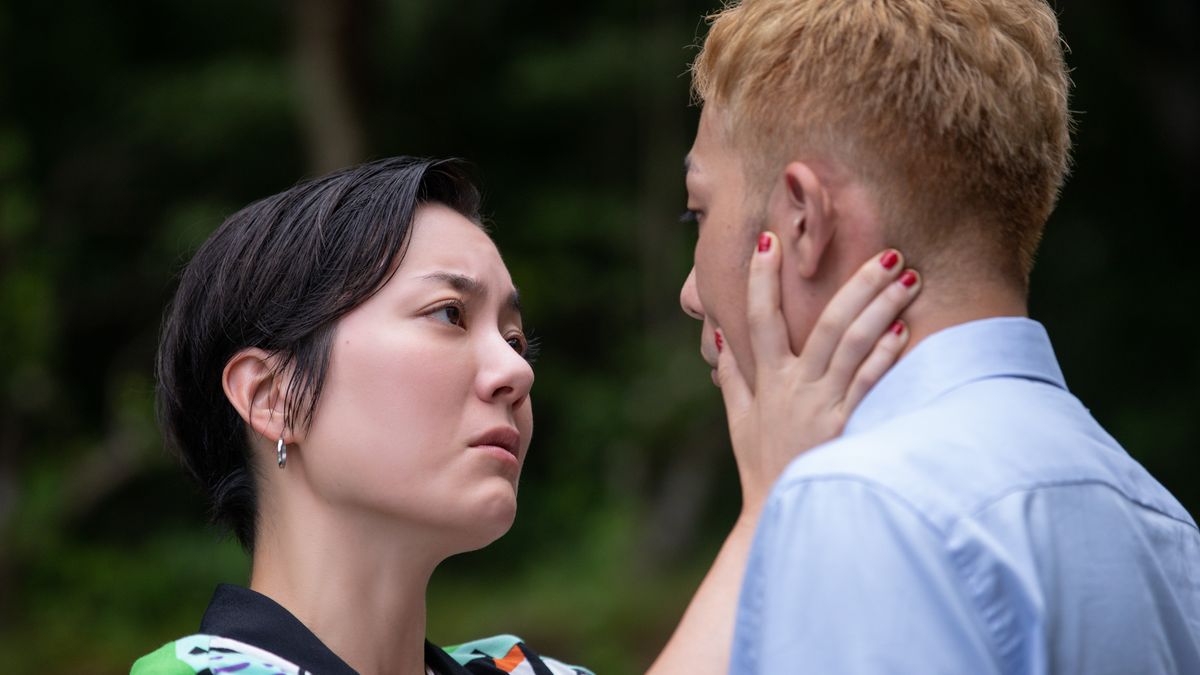 Anne Suzuki and Shunsuke Tanaka in "Ride or Die" on Netflix.