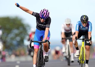 Ruby Roseman-Gannon wins the opening 2022 Lexus of Blackburn Bay Crit