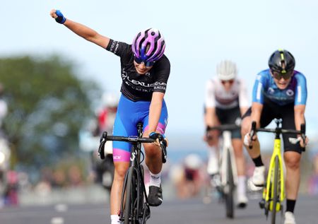Ruby Roseman-Gannon wins the opening 2022 Lexus of Blackburn Bay Crit