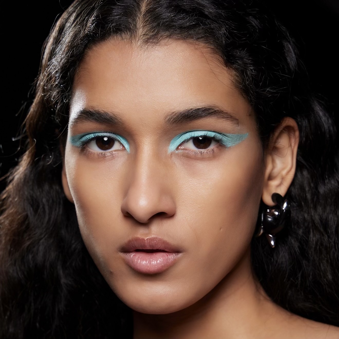 blue eyeshadow