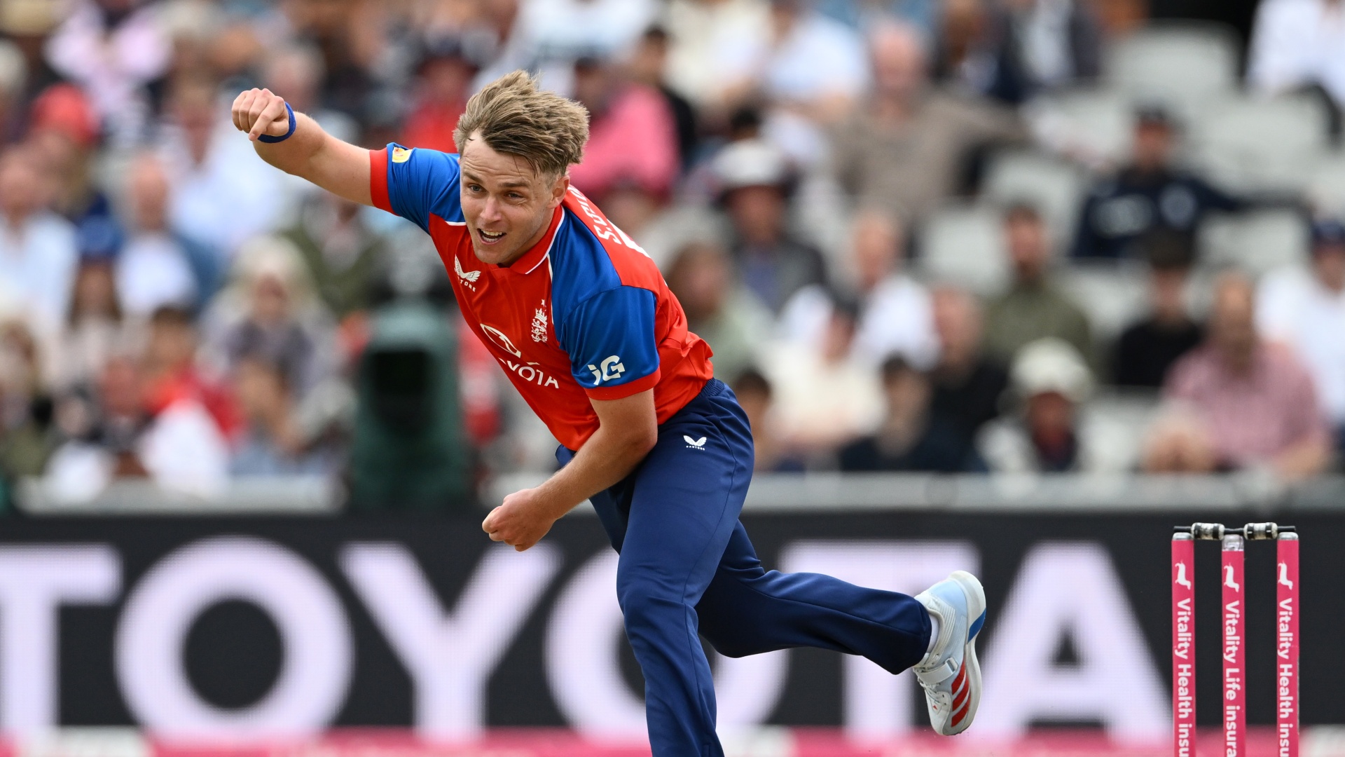 Sam Curran of England bowls during the England vs India 2nd T20I at Old Trafford