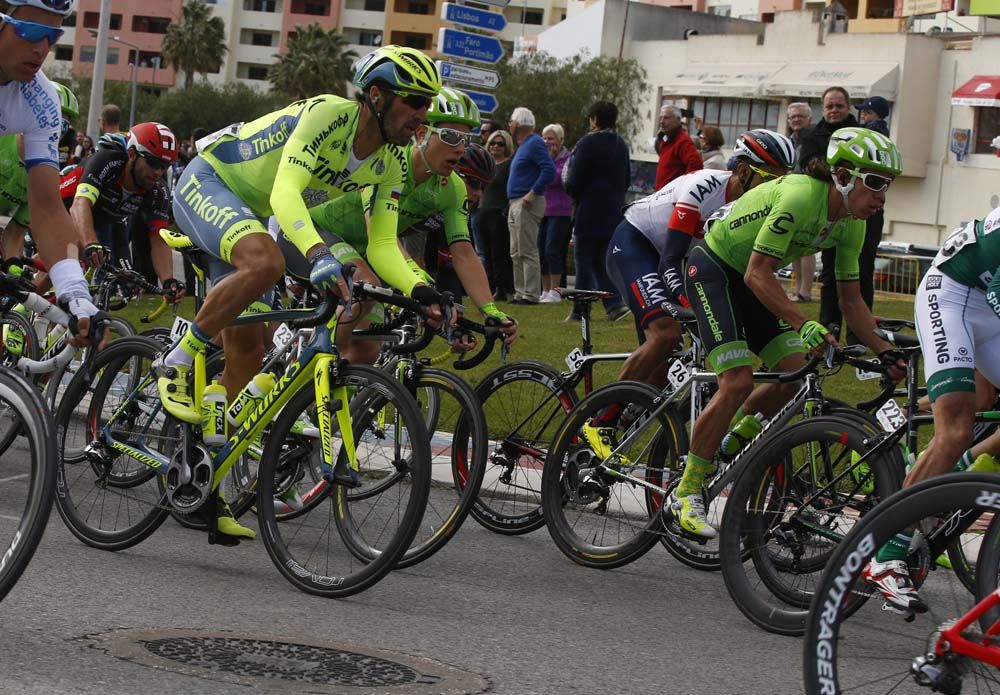 Rigoberto Uran made his debut in Cannondale's green argyle colours