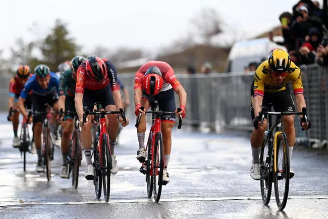 Primoz Roglic vince sul Sassotetto (foto: Getty Images)