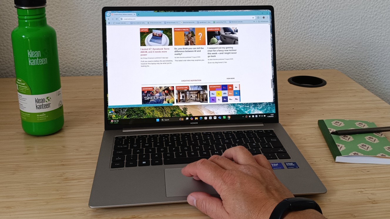 Honor MagicBook Pro 14 laptop on desk