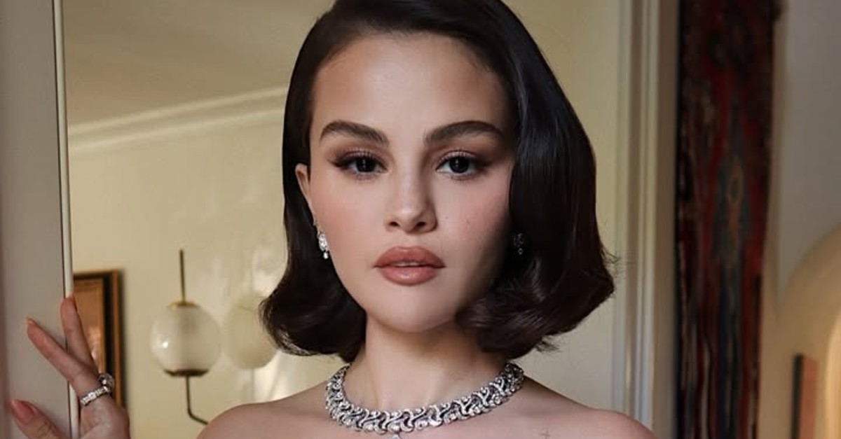 Selena Gomez’s All-Time Best Nail Looks to Copy RN