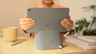 Official lifestyle photos with the Google Pixel Tablet