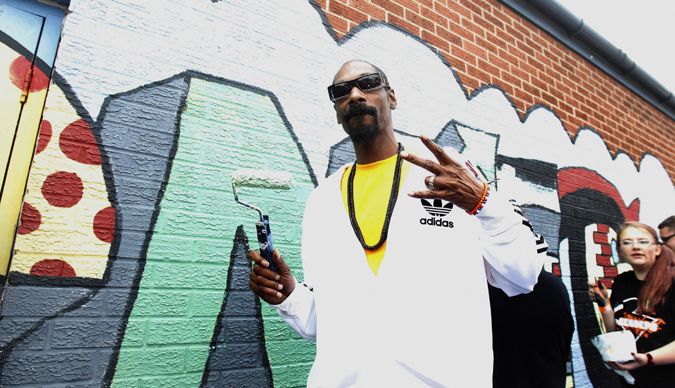 Snoop Dogg angles for Coronation Street cameo