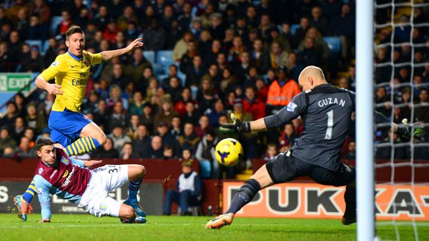 Olivier Giroud scores for Arsenal against Aston Villa