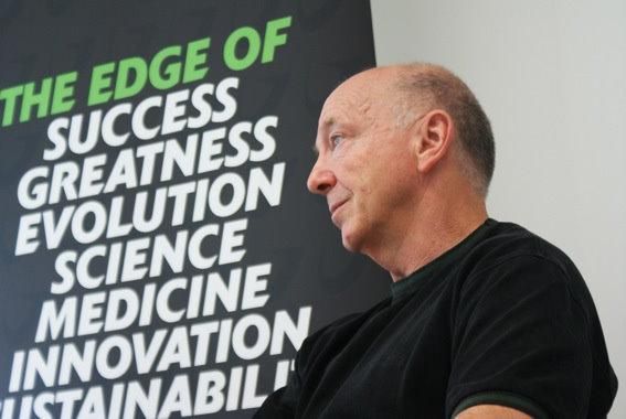 Dr Peter Barnes