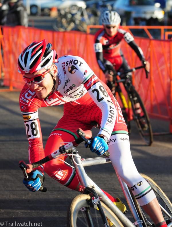 Brady Kappius (Clif Bar) coming off the pavement.