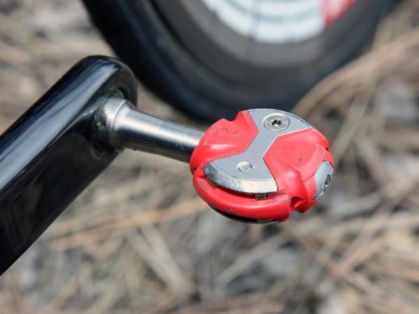 Jeremy Powers (Jelly Belly p/b Kenda) uses titanium-spindled Speedplay Zero pedals.