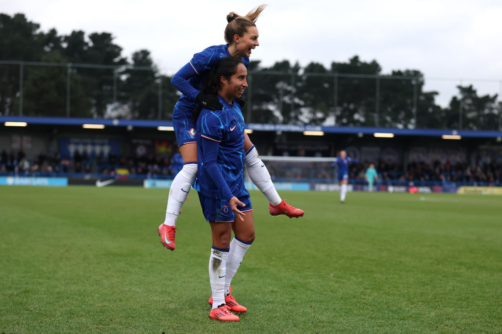 KINGSTON UPON THAMES, ENGLAND - FEBRUARY 09: Mayra Ramirez of Chelsea celebrates with teammate Johanna Rytting Kaneryd after scoring her team's second goal during The Adobe Women's FA Cup Fifth Round match between Chelsea and Everton at Kingsmeadow on February 09, 2025 in Kingston upon Thames, England. (Photo by Richard Pelham - The FA/The FA via Getty Images)