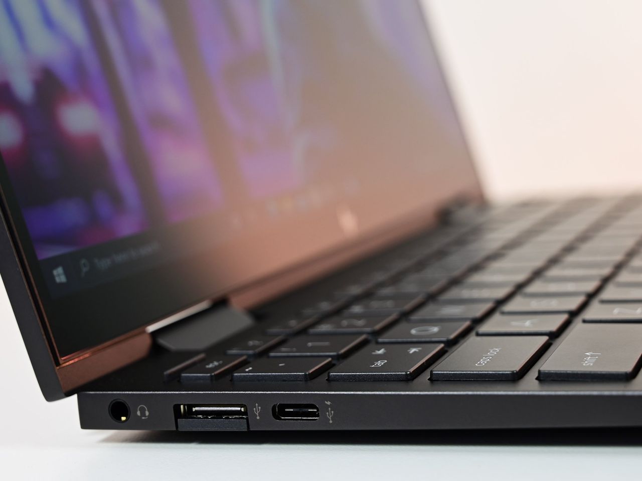 Hp Envy X360 13 Amd 2020 Ports Left