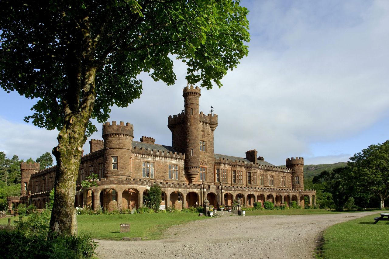 The castellated entrance tower at Kinloch Castle, built in 1897 to designs supplied by Leeming and Leeming of Halifax. Pub Orig CL 12/08/2009 Photograph: Simon Jauncey/Country Life Pictiure Library