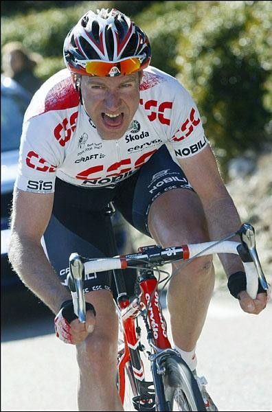 The unmistakable combat face of Jens Voigt, who tackled the Ventoux solo after dropping the breakaway partners right when the climb started. But he got passed and finished 15th.
