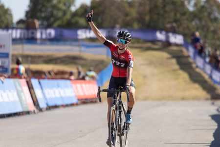 Inge van der Heijden wins OZ Cross 2022