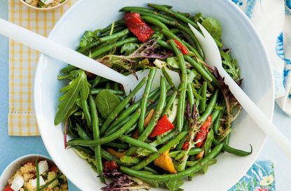 Bean and pepper salad