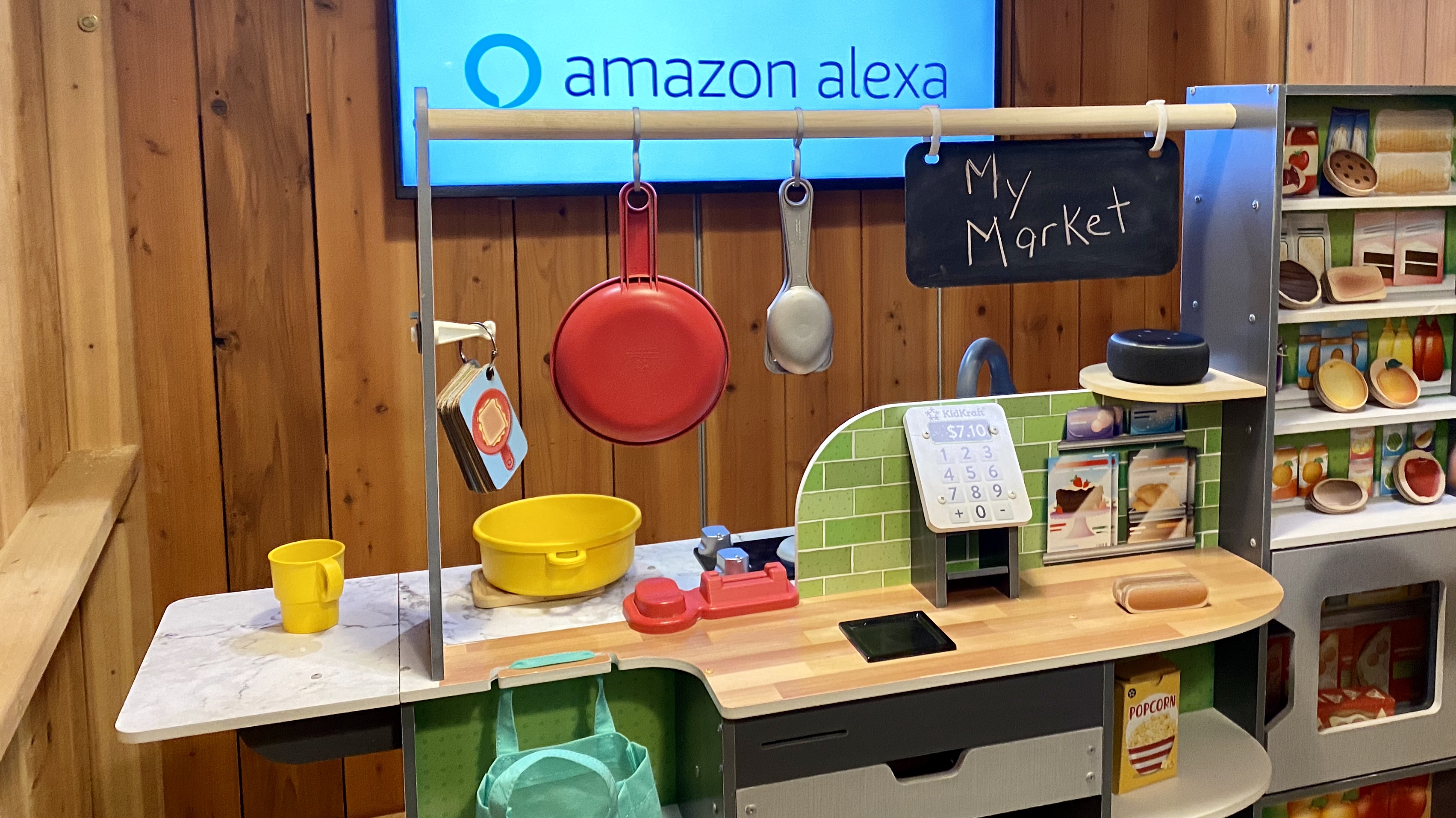 best toys - 2-in-1 Alexa Kitchen and Market