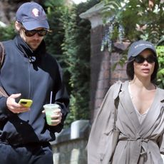Zo&euml; Kravitz was spotted wearing a London girl look and an engagement ring, while with boyfriend Harry Styles