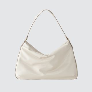 uniqlo puffy bag in white