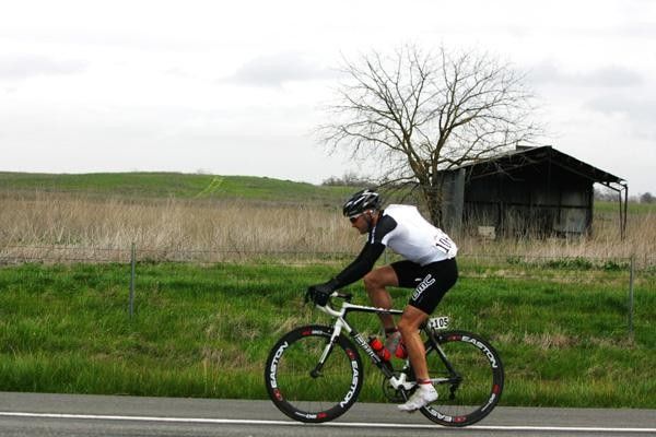 Scott Nydam (BMC) still out front