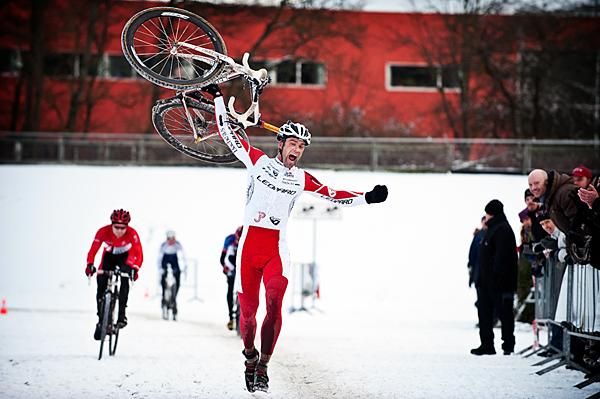 The last of his energy was spent by Parbo on the finish line.