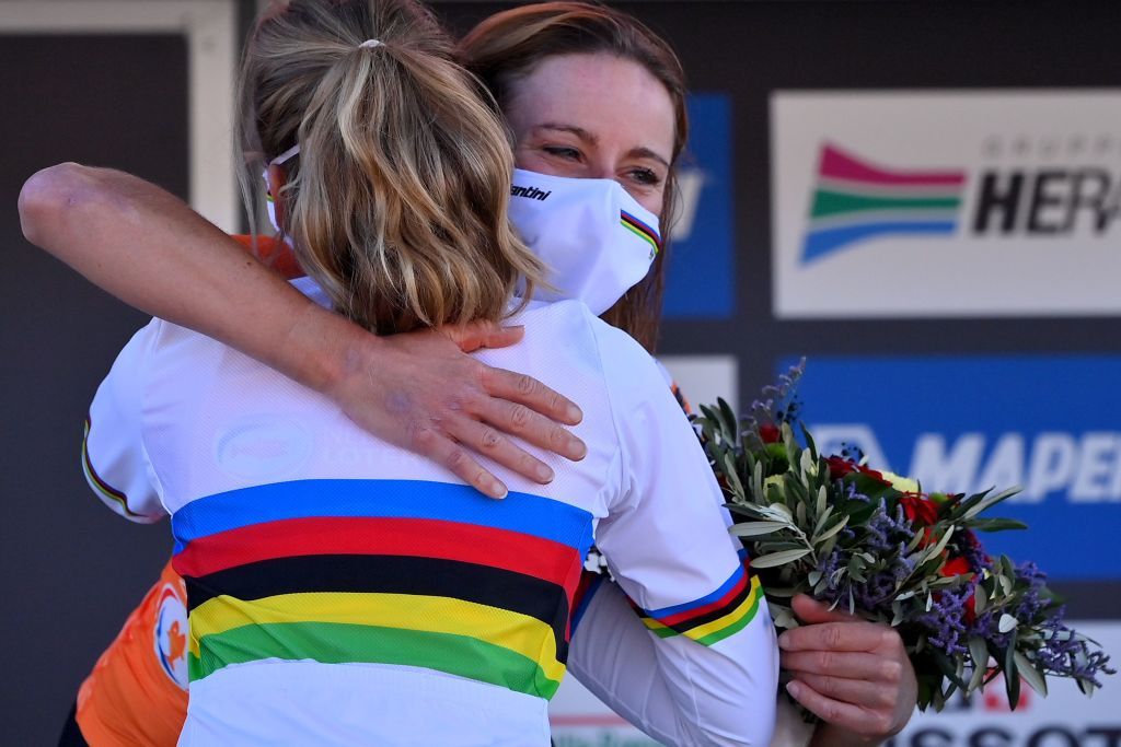 Anna van der Breggen (Netherlands) is congratulated by Anna van der Breggen (Netherlands) on the podium