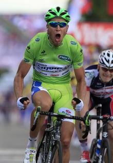 Peter Sagan transformed into the Incredible Hulk after winning in Metz