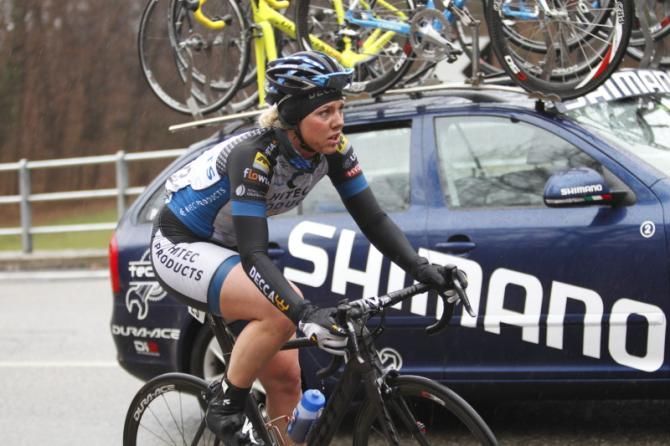 Emilia Fahlin (Hitec Products) glances uphill during the climb