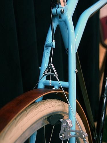 The rear brake housing stop is neatly brazed on to the seat stay.