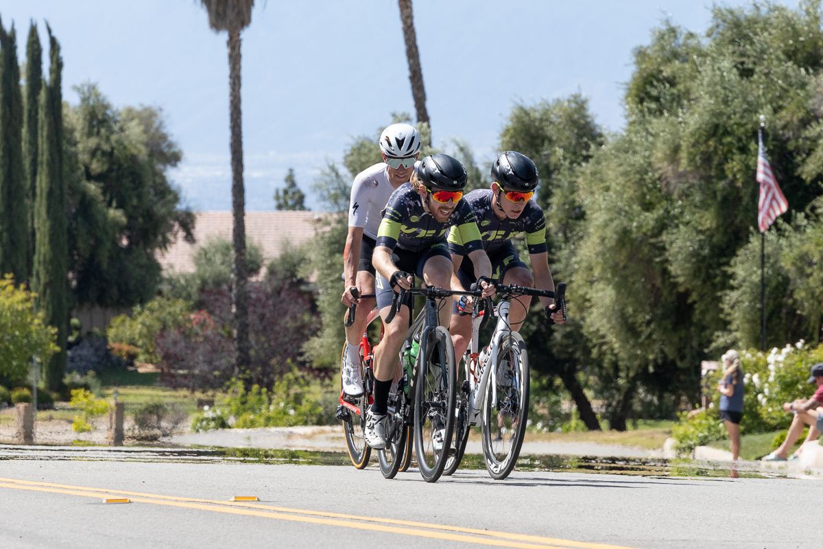 Cole Davis (Voler Factory Racing/Composite) crashed 45 secs after the start of the race in corner one. With the help of a teammate he overcame a 2 minute deficit to not just to rejoin the field, but then also jumped across the gap with half a lap to go to join the lead group, and finished 2nd on the stage.