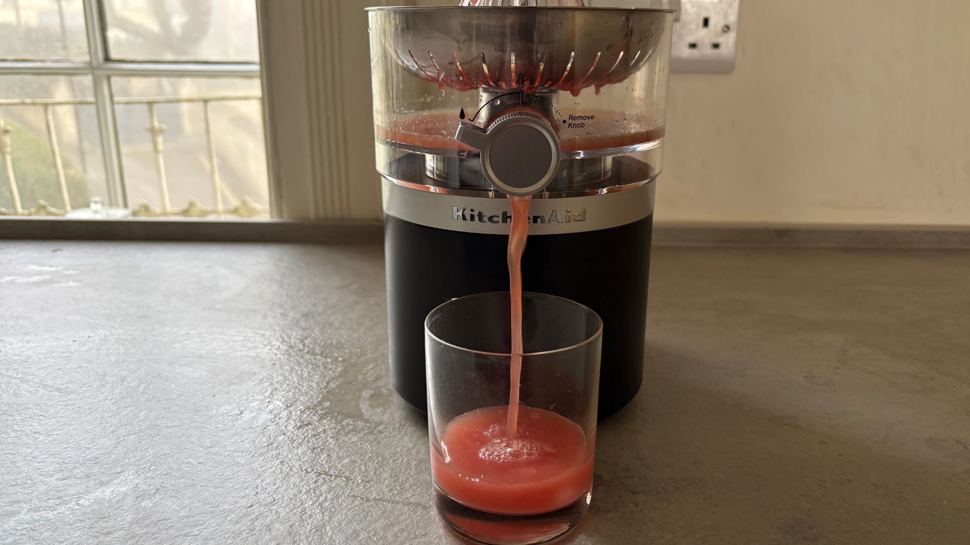 Testing the KitchenAid Go Cordless Citrus Juicer