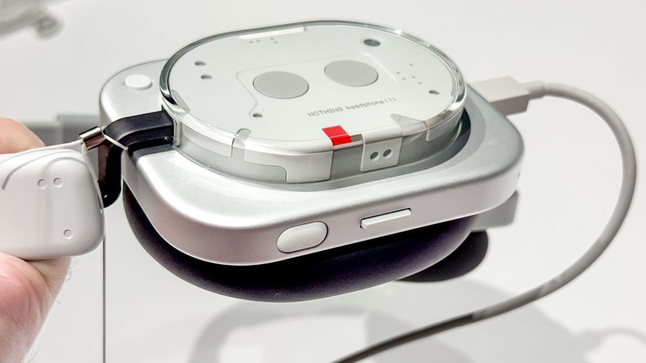Nothing headphone (1)