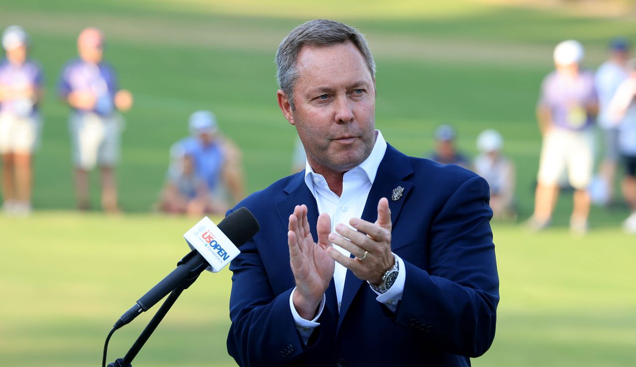 Whan claps his hands at the Women&#039;s US Open