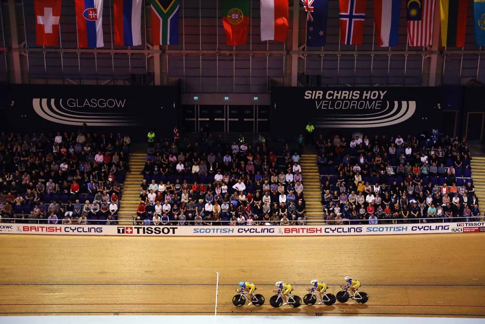 Team pursuit riders in action