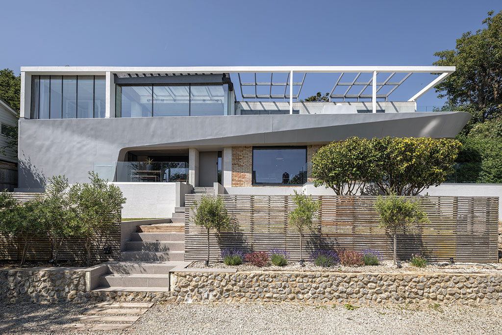 Property for sale with a swimming pool: Greenway, Sandgate, Kent.