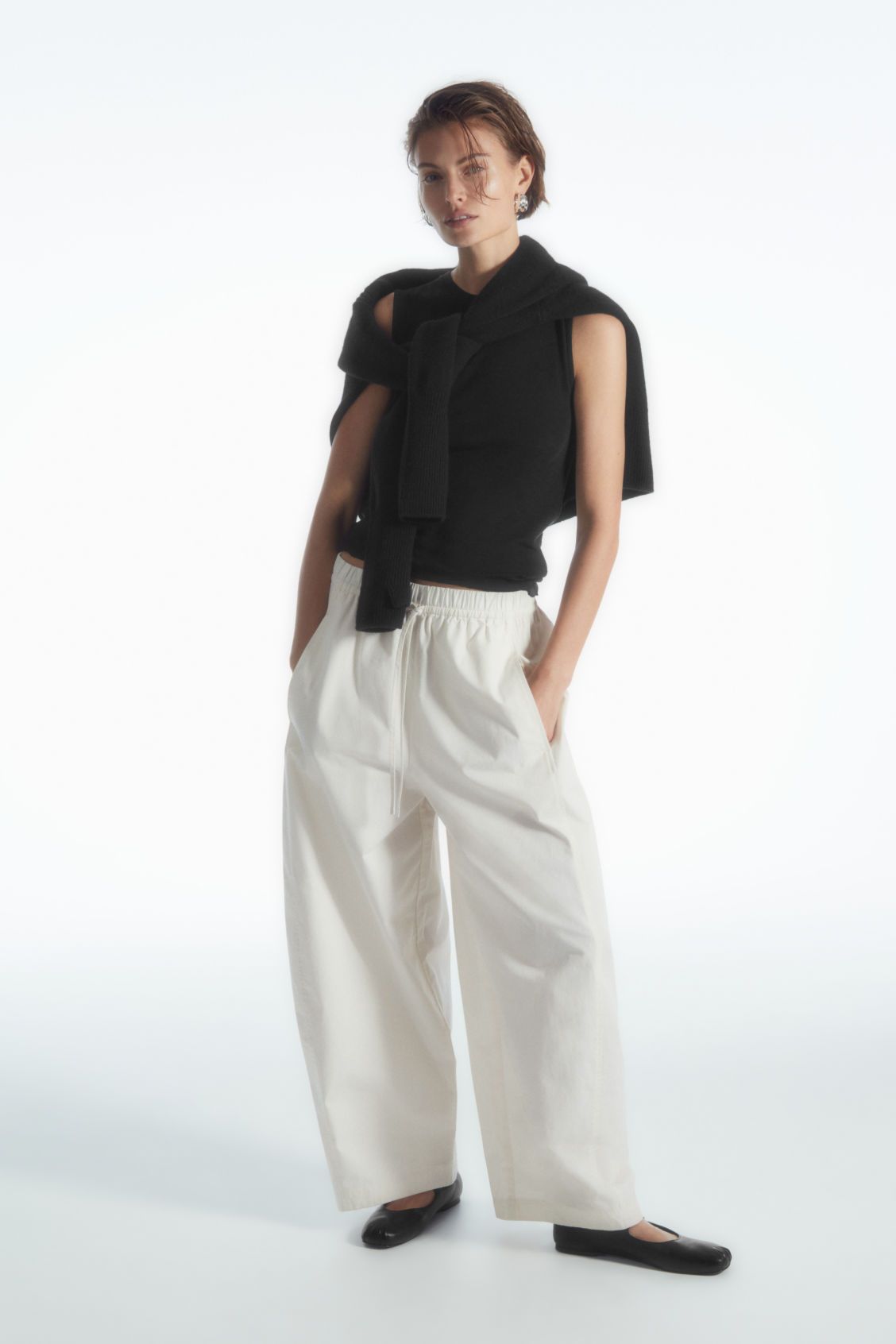 Elasticated Barrel-Leg Pants