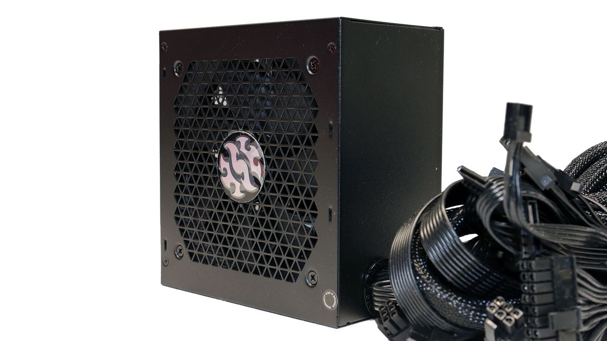 XPG Pylon 650