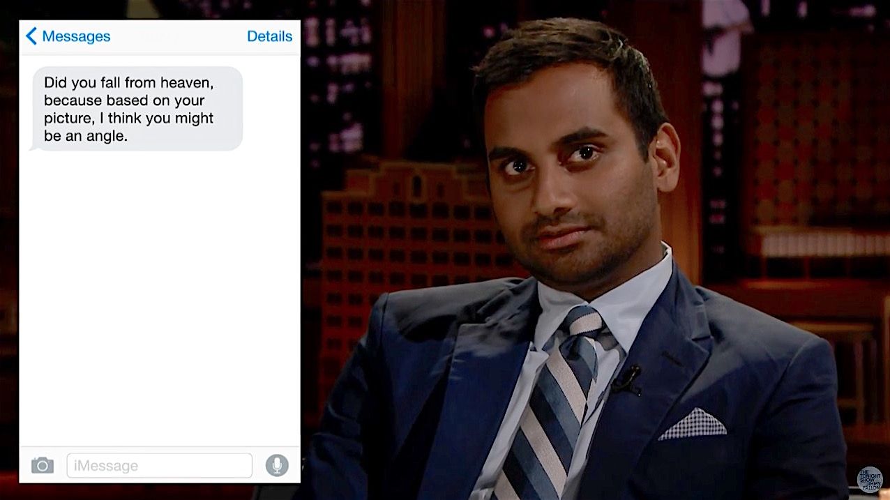 Aziz Ansari performs text chats with Jimmy Fallon