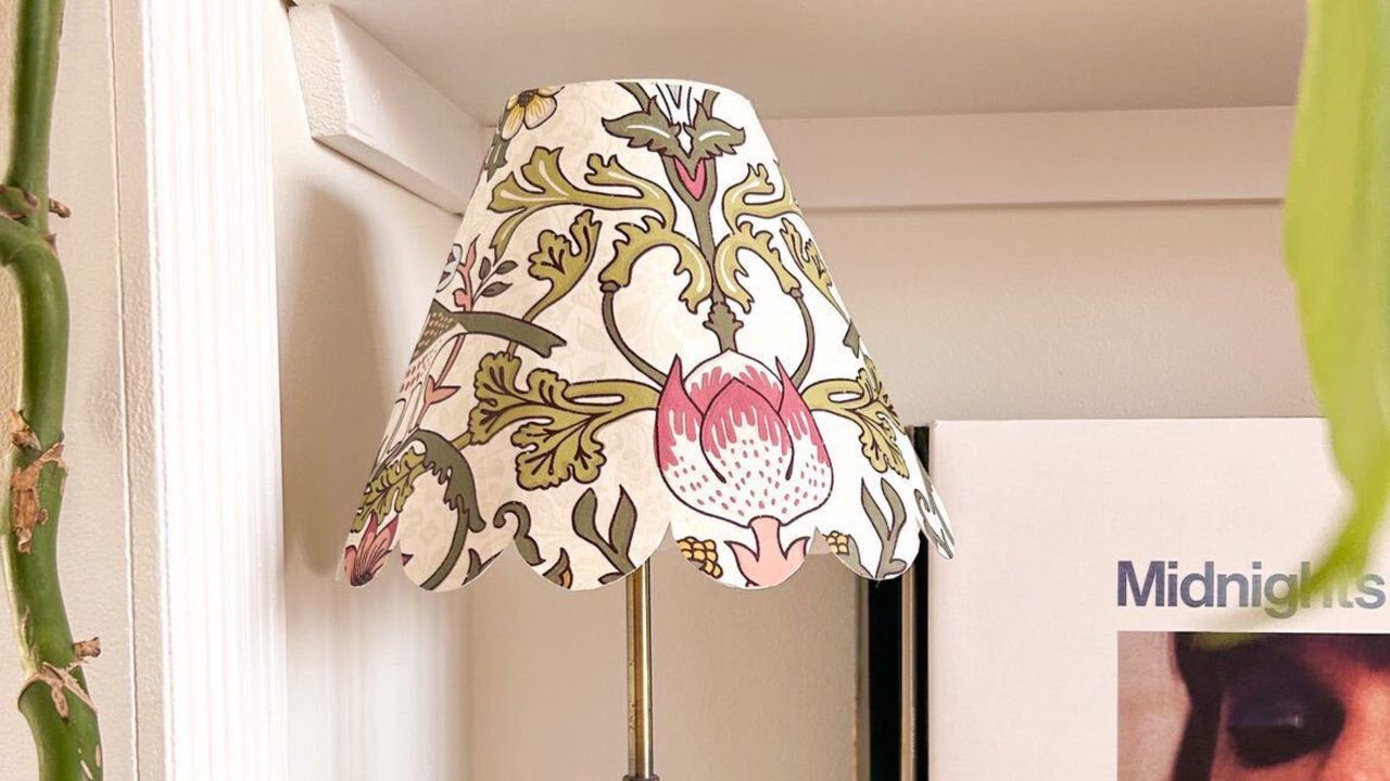 Upcycled scallop lampshade