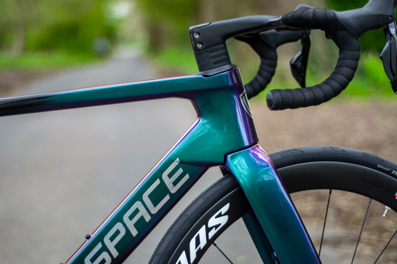 A Winspace M6 in a country lane