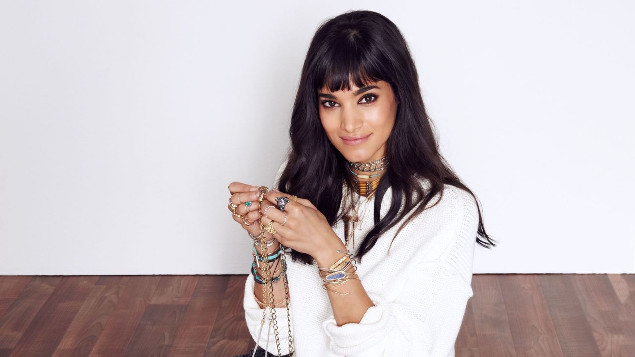 Sofia Boutella making jewelry