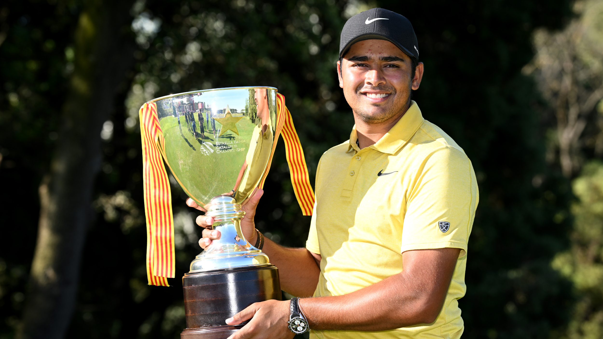 Yurav Premlall with the Catalunya Championship trophy