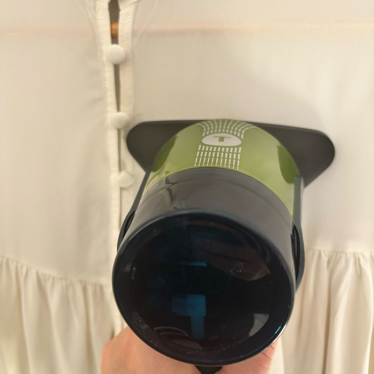 steaming a blouse with a tefal aerosteam